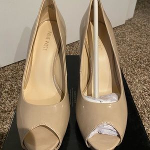 Nine West Nude Pumps, Size 7.
